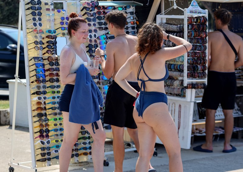 Nove, paprene kazne za turiste haraju Europom: Što se sve kažnjava i zašto baš sada