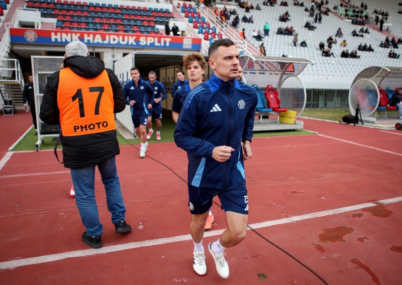 Start iz noćne more za Uremovića, nakon 15 minuta dobio crveni; Kawasaki razbijen