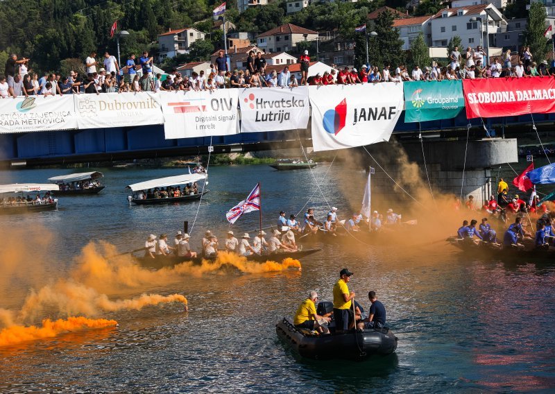 Počeo 28. Maraton lađa na Neretvi, pogledajte prekrasne prizore iz Metkovića