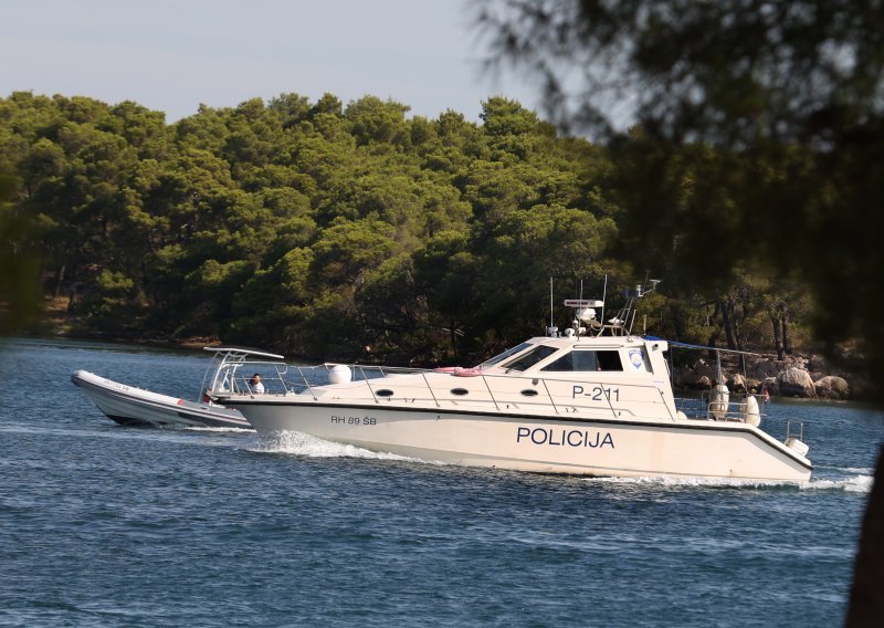 Kod kvarnerski otoka čak 67 slučajeva glisiranja preblizu obale, svima novčana kazna