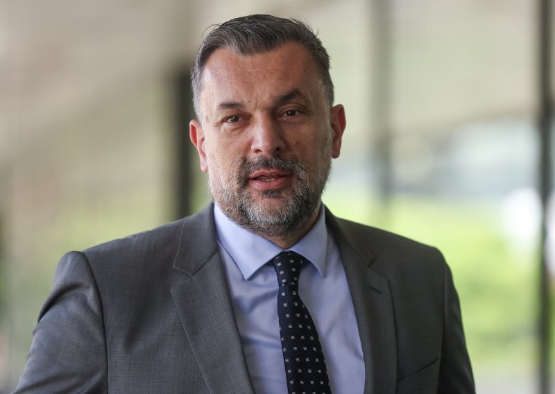 Vladajuće stranke u BiH zatražile zaštitu Kvinte od ruskih prijetnji