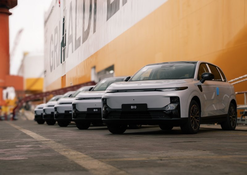 Novi Leapmotor B10 krenuo prema Europi: Dinamičan električni C-SUV za novu generaciju vozača