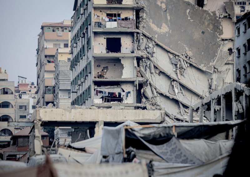 Izrael ne posustaje s bombardiranjem u Gazi: Poginulo 11 ljudi, još petero umrlo od gladi