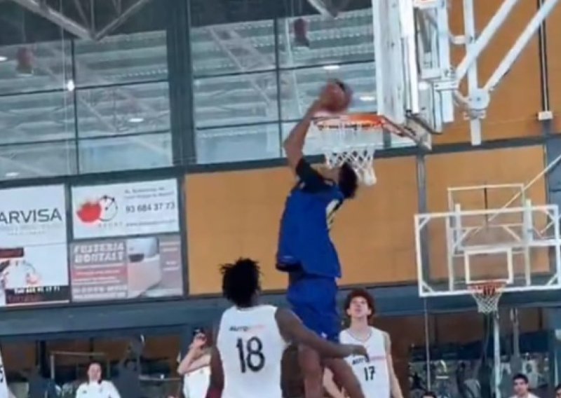 Div od 210 cm priključen prvoj momčadi Barcelone: Nitko ne vjeruje da ima 13 godina