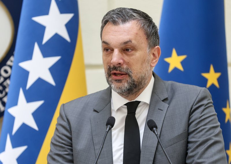 Konaković poručio Dodiku: Igri je došao kraj