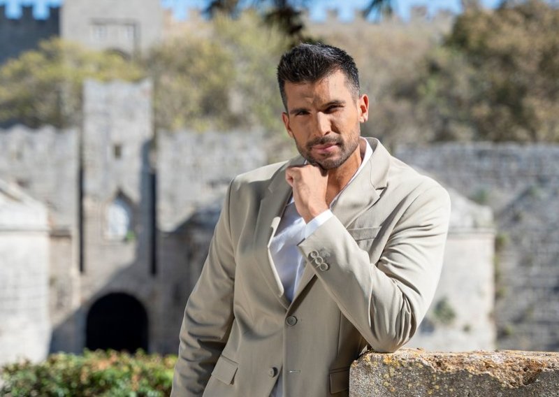 'Gospodin Savršeni' je stigao u Zagreb: Evo gdje je i s kim viđen