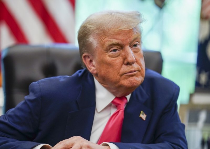 Ovo nije nitko očekivao: Trumpov neočekivan potez sve je iznenadio