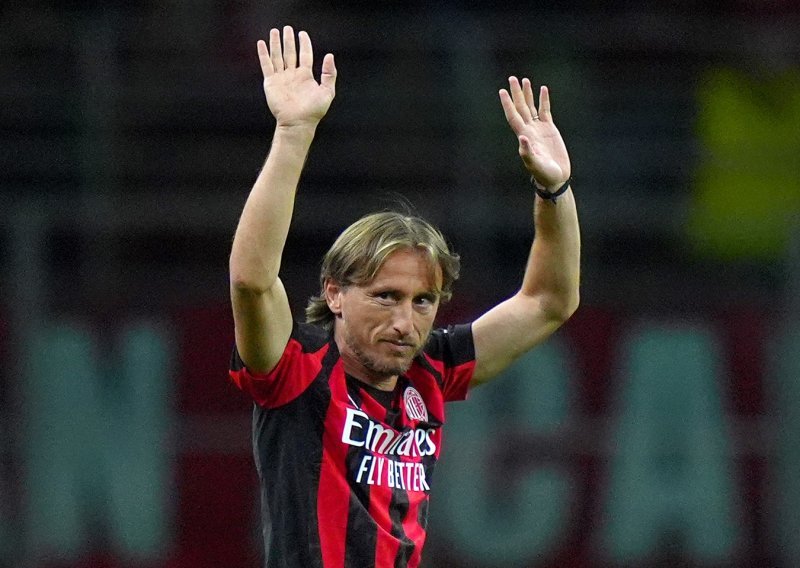 Luka Modrić oduševio navijače: San Siro je poludio zbog Hrvata, on je novi idol Milana