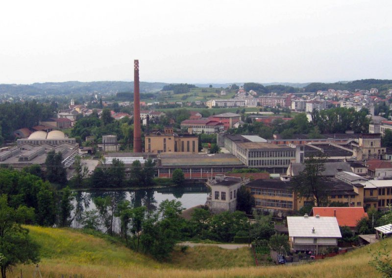 Buknuo požar u bivšoj dugoreškoj Pamučnoj industriji