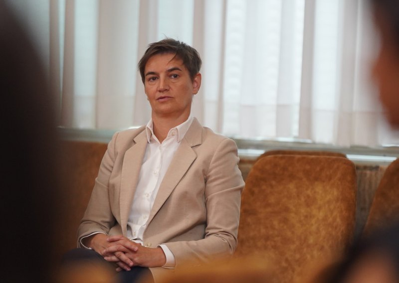 Brnabić šokirala izjavom: Mislim da je nadstrešnica srušena kao početak obojene revolucije