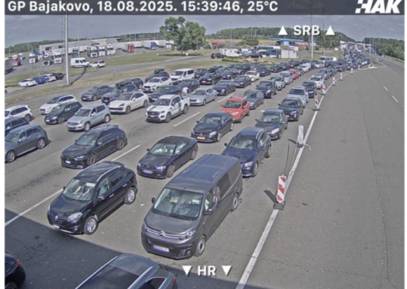 Kilometarske kolone na autocestama, vozi se usporeno, nema čekanja na Lučkom