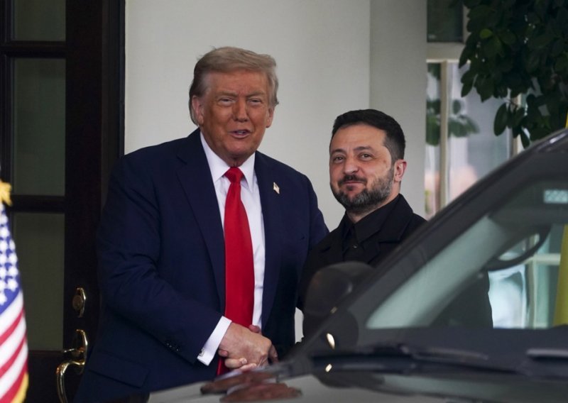 Reuters: Trump je rekao Zelenskom da će mu pomoći osigurati mir u Ukrajini