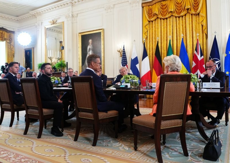 Trump nakon sastanka u Washingtonu: Započeo sam dogovore susreta Putin - Zelenski
