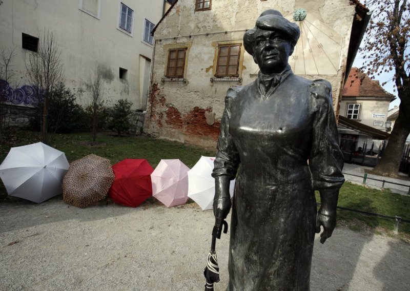 Zgroženi vandalizmom nad Zagorkinim spomenikom