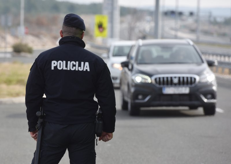 USKOK podigao optužnicu protiv trojca iz BiH, prokrijumčarili tisuće kutija cigareta