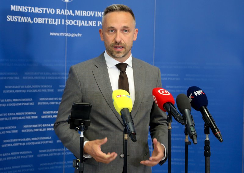 Nema odgoda ni kašnjenja: Piletić o jesenskom rastu mirovina, plaća i inkluzivnom dodatku
