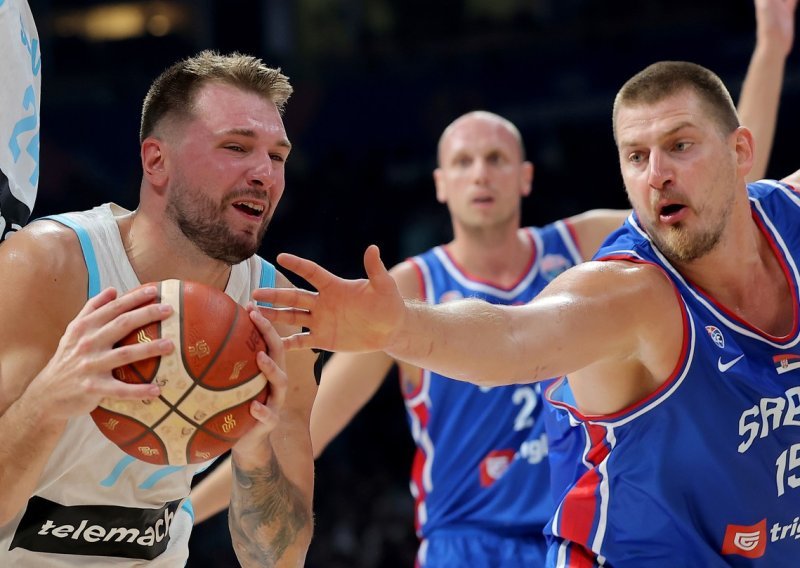 Evo s kojim igračima Srbija kreće u borbu za zlato na Eurobasketu