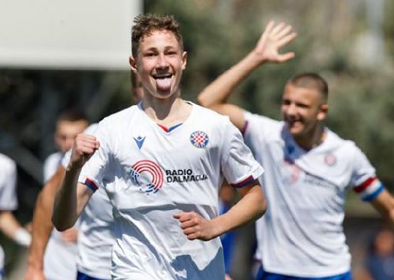 Hajdukov talent raskinuo s Hajdukom i otišao u Lokomotivu