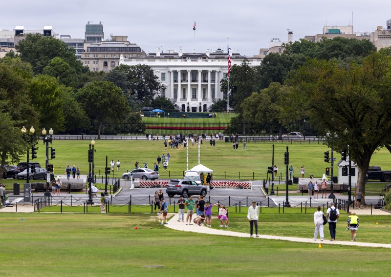 SAD provjerava više od 55 milijuna nositelja američkih viza