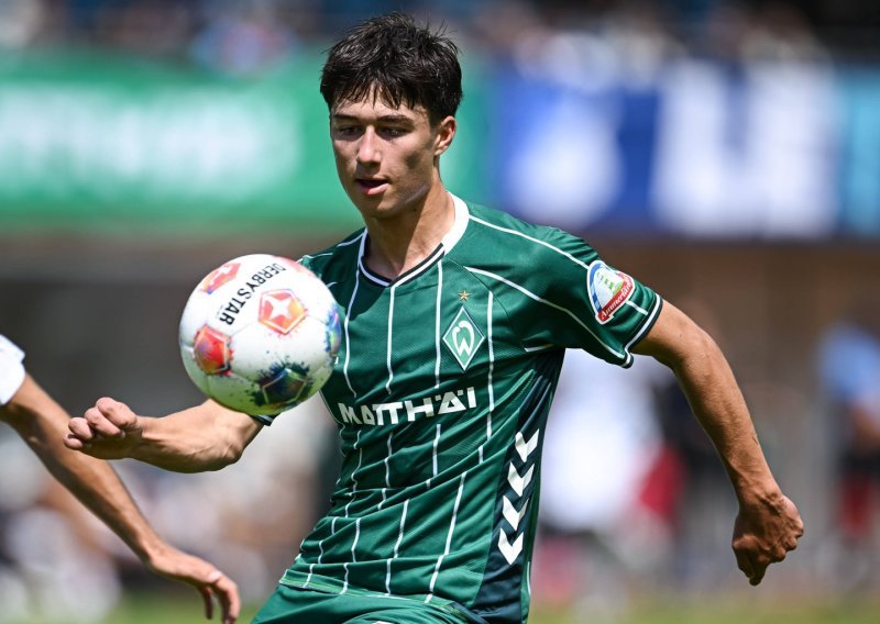 Ispisana povijest; ovo je najmlađi Hrvat koji je ikad zaigrao u Bundesligi