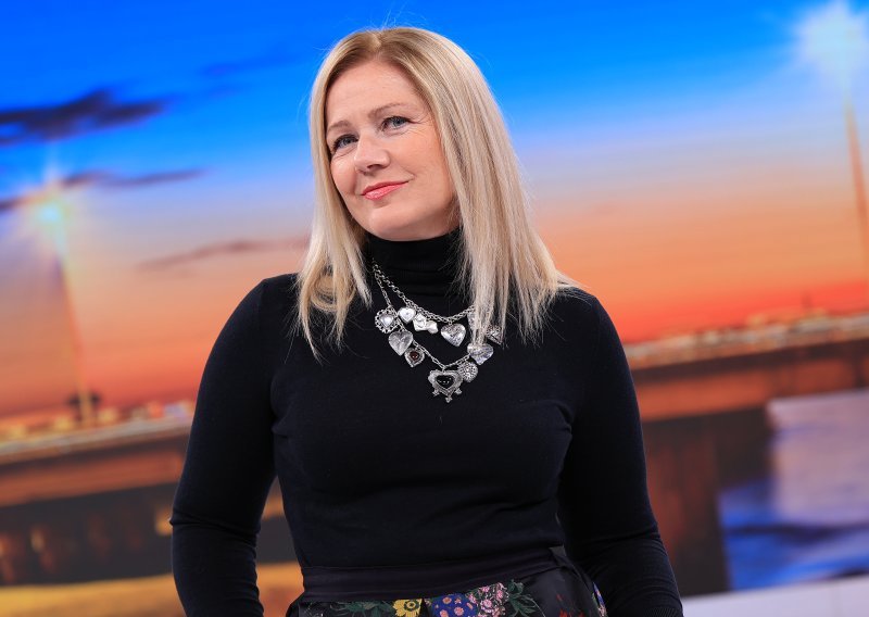 Ne skida osmjeh: Barbara Kolar se javila nakon izleta na Biokovu i privukla poglede ljetnim lookom