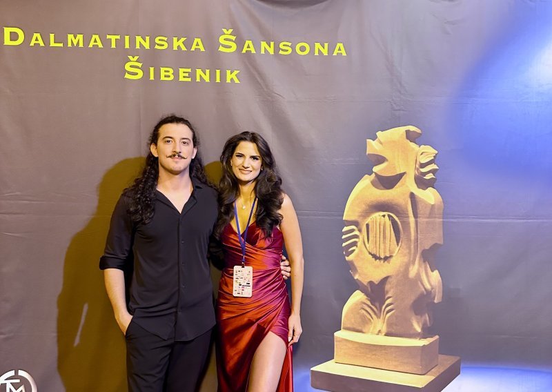 Lucija Marcelić & Pink Noise oduševili u Šibeniku