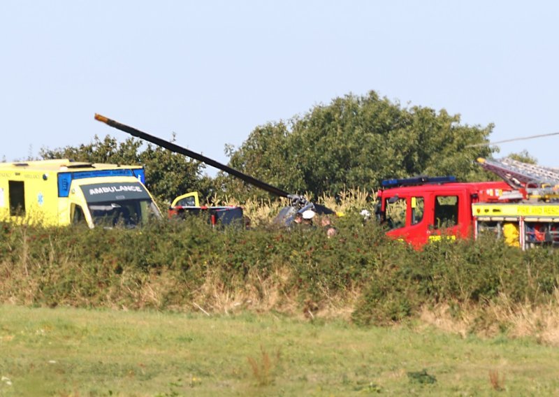 Teška nesreća kod britanskog ljetovališta: Tri osobe poginule u padu helikoptera