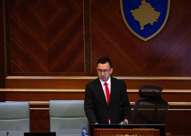 Kraj krize vlasti na Kosovu? Parlament konačno konstituiran nakon 50 pokušaja