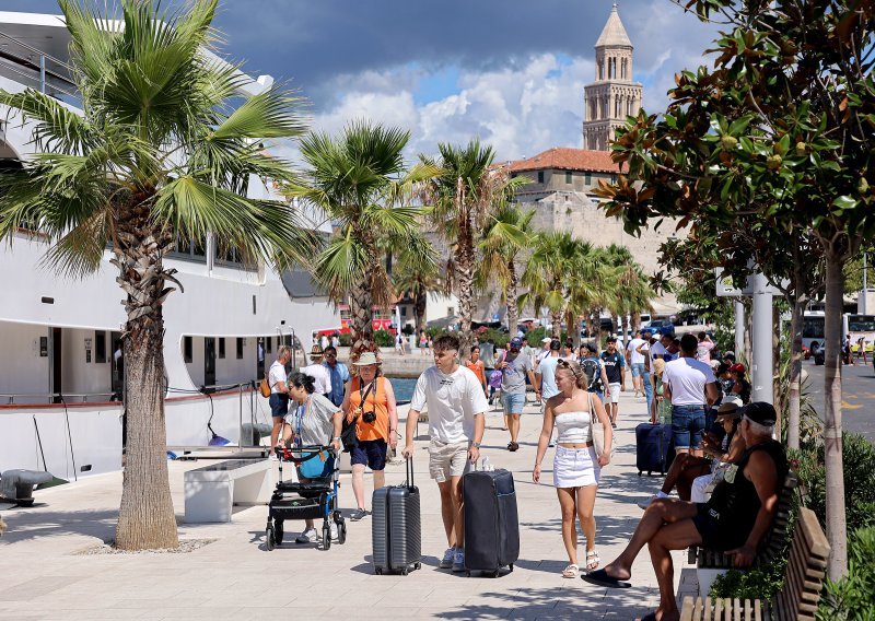 Poznate brojke za kolovoz: Evo koliko je turista bilo u Hrvatskoj