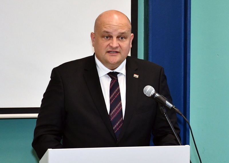Šušnjar s diplomatskim predstavnicima, predstavio im strateške prioritete