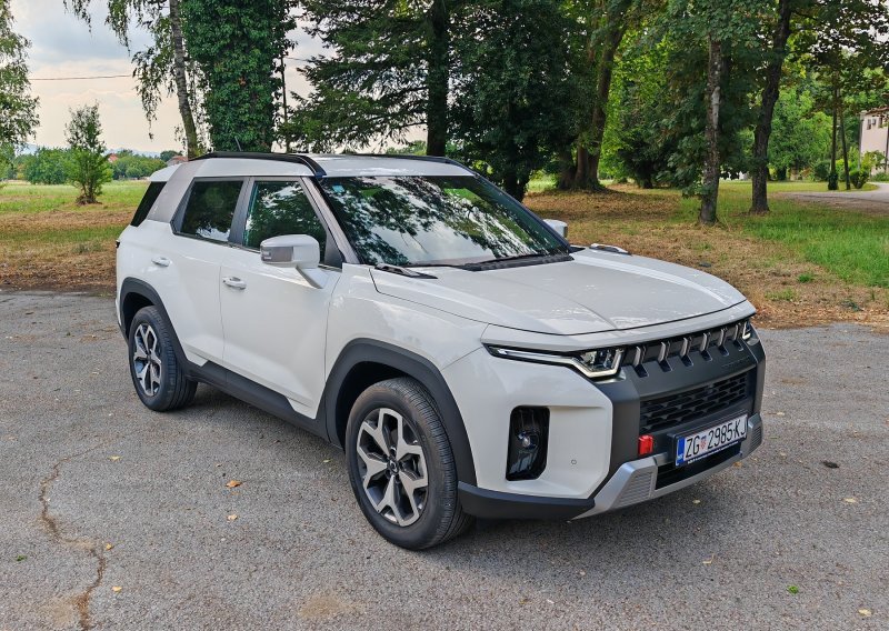 Vozili smo KGM Torres 1.5 T-GDI 2WD A/T: Prostran i robustan korejski obiteljski terenac klasičnih linija