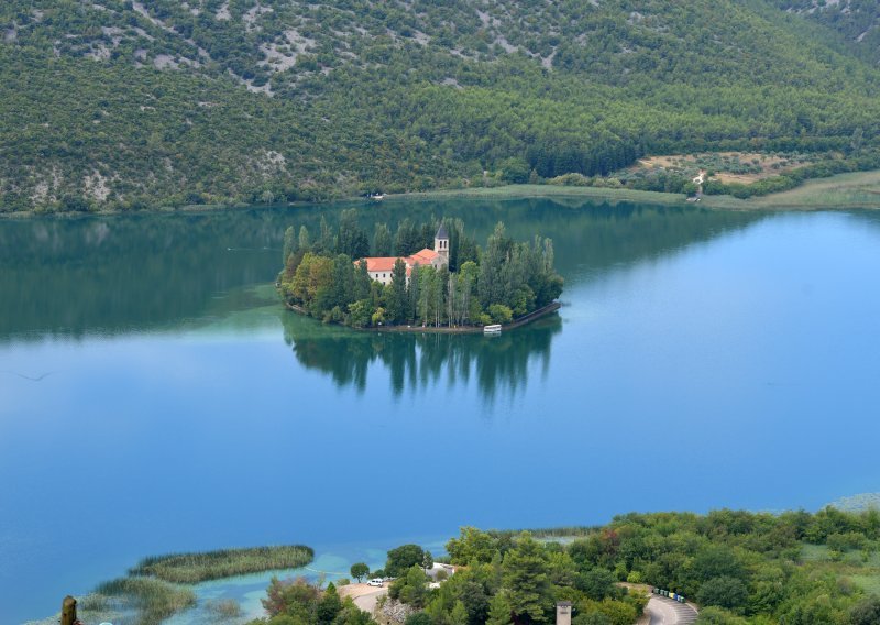 Predivna priroda i mir kakav se rijetko gdje može doživjeti: Ovaj hrvatski otok je pravi raj