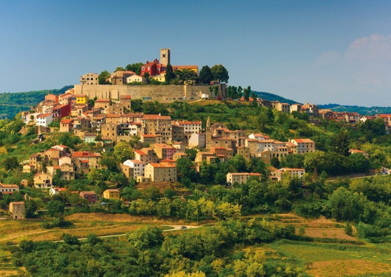 Krstarenje po Jadranu i tura po Dubrovniku: Moguće je i nakon sezone