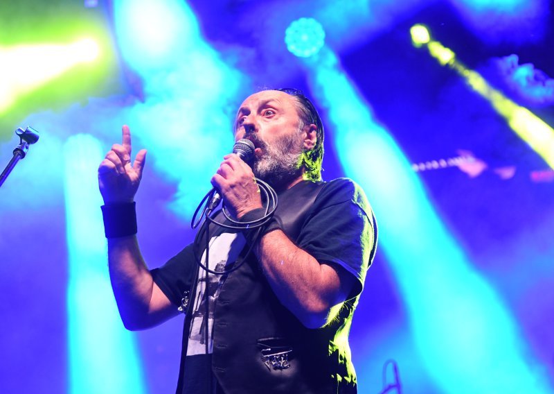 Sarajevska rock institucija Zabranjeno pušenje vraća se u Zagreb