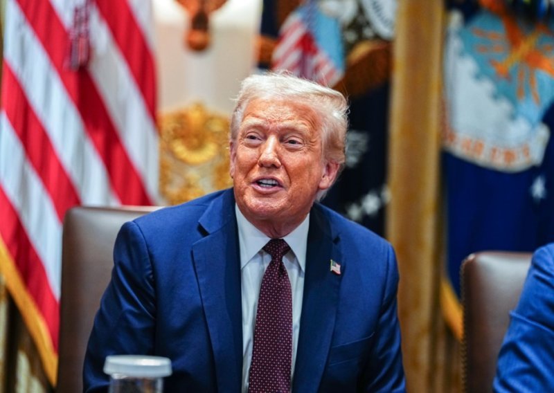 Trump 'pozlaćuje' Bijelu kuću i planira plesnu dvoranu za svoj arhitektonski potpis