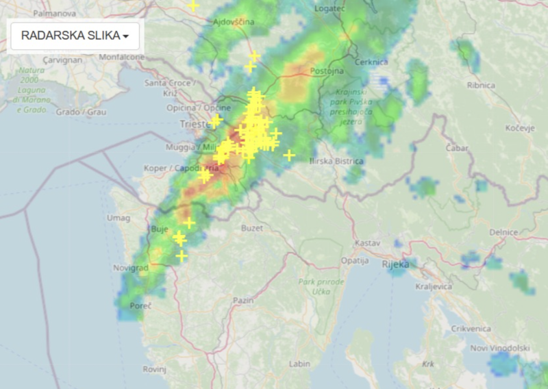 Opasna meteorološka pojava razvila se u Istri, u Bujama pala nevjerojatna količina kiše