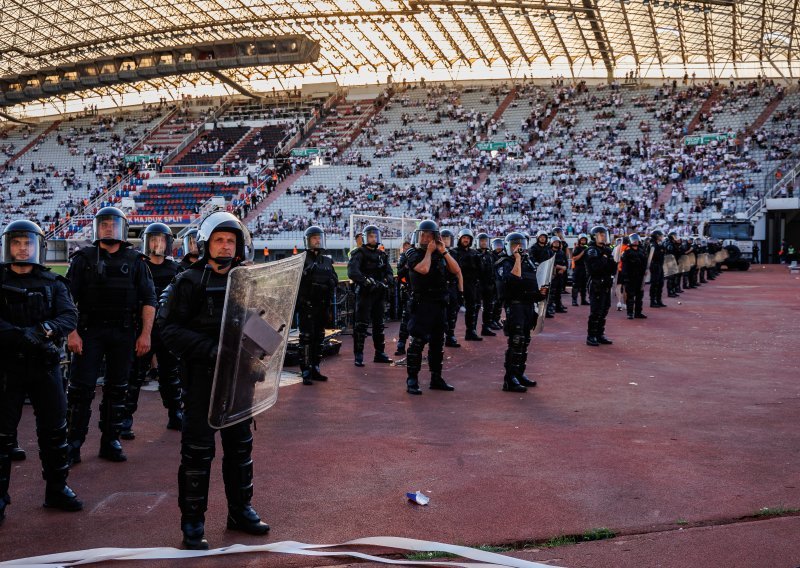 Uoči derbija Hajduka i Rijeke oglasila se policija; ovo je važno upozorenje za navijače