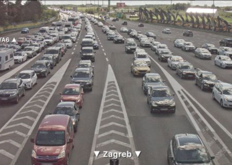 Više prometnih nesreća otežava promet, gužve kod Lučkog u oba smjera
