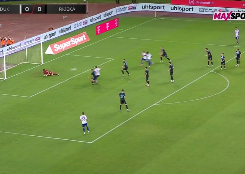 Svi na Poljudu su skočili; pogledajte kako je Hajduk umalo poveo, vratnica spasila Rijeku