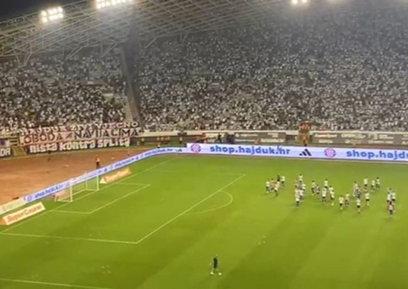 Pogledajte kako je Torcida ispratila igrače Hajduka nakon remija s Rijekom