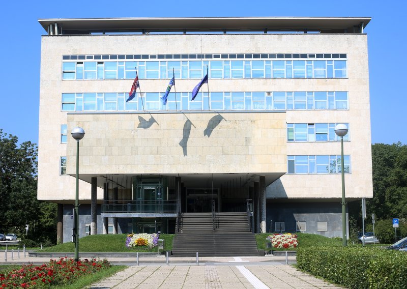 Evakuirana dva kata zagrebačkog Poglavarstva: Dojava o bombi je bila lažna