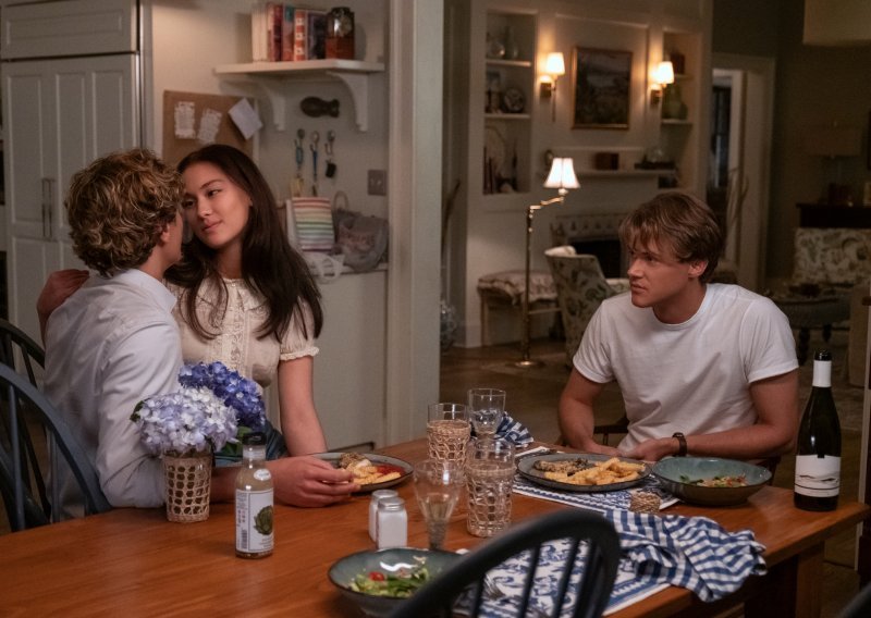 Ova serija je apsolutni hit ljeta, a čini se da je mnoge natjerala da se zapitaju što im to nedostaje u životu