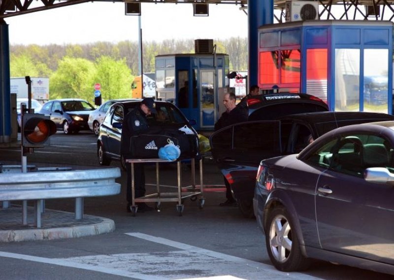 Pad računalnog sustava stopirao promet na Bajakovu