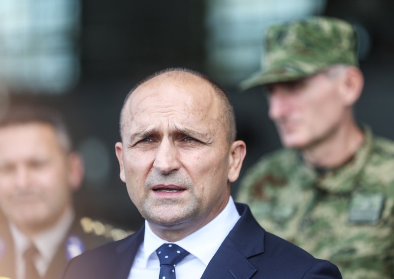 Anušić o špijunskoj aferi: Nije narušena sigurnost, ali jest ugled Oružanih snaga