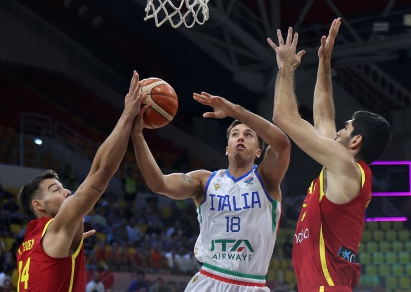 Talijani šokirali Španjolce, Francuzi se namučili s Poljacima