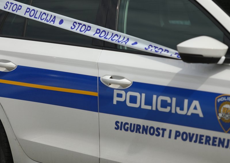 Sudarili se romobil i bicikl, vozač bicikla u bolnici s teškim ozljedama