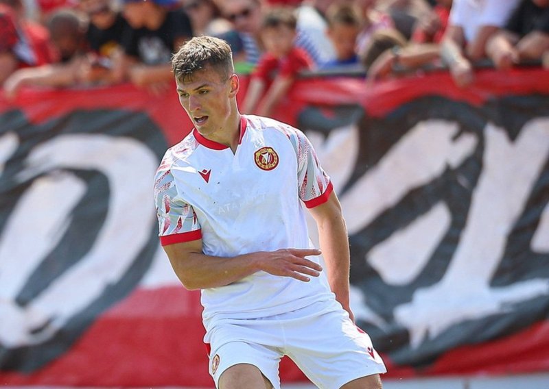 Lokomotiva dovela poljskog napadača koji prošle sezone nije zabio niti jedan gol