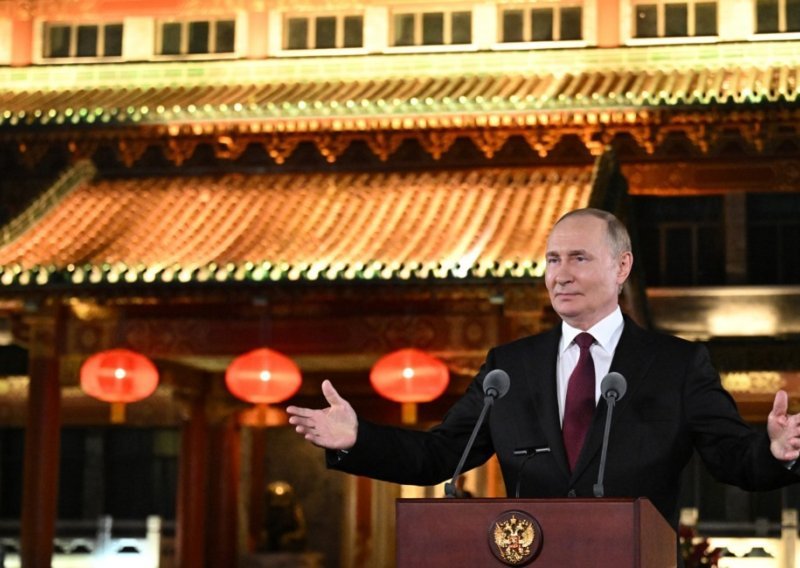 Putin: Postoji svjetlo na kraju tunela u Ukrajini. Neka Zelenski dođe u Moskvu