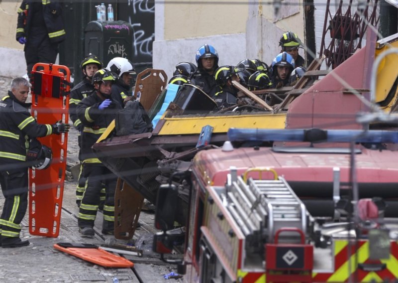 Lisabonska Gloria iskočila iz tračnica: Najmanje 15 ljudi je poginulo, a 18 ih je ozlijeđeno