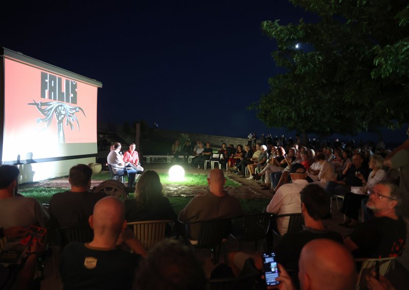 Festival alternative i ljevice FALIŠ otvoren u Šibeniku bez incidenata